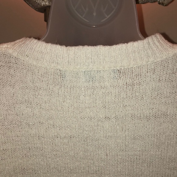Sweater - Picture 5 of 6